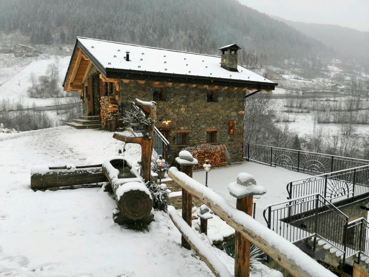 Chalet Cuore Selvatico Monno Ngoại thất bức ảnh