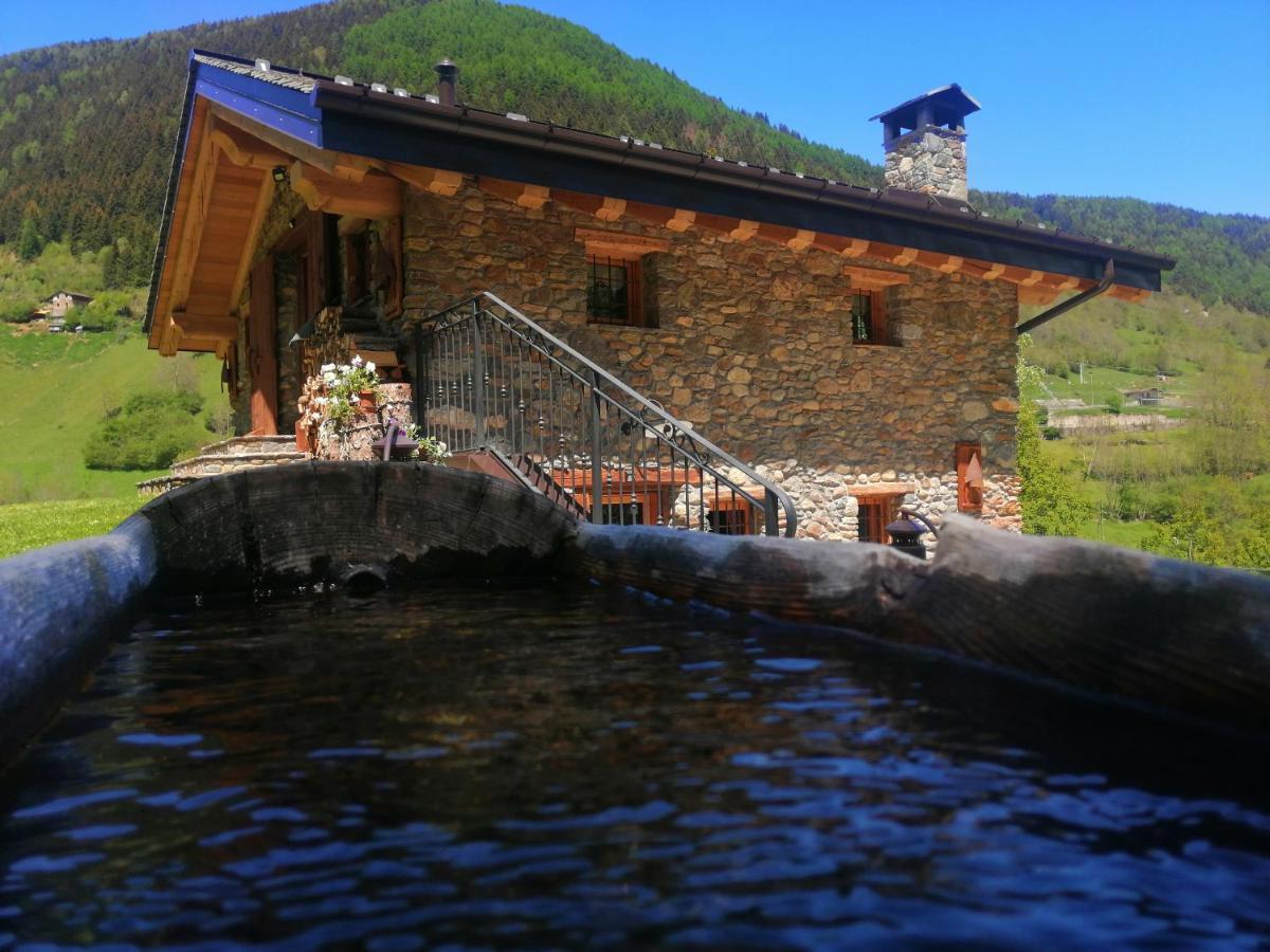 Chalet Cuore Selvatico Monno Ngoại thất bức ảnh