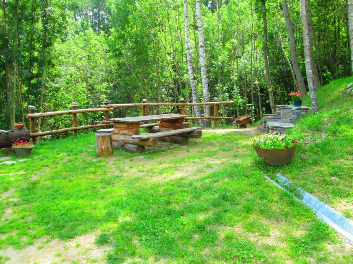 Chalet Cuore Selvatico Monno Ngoại thất bức ảnh